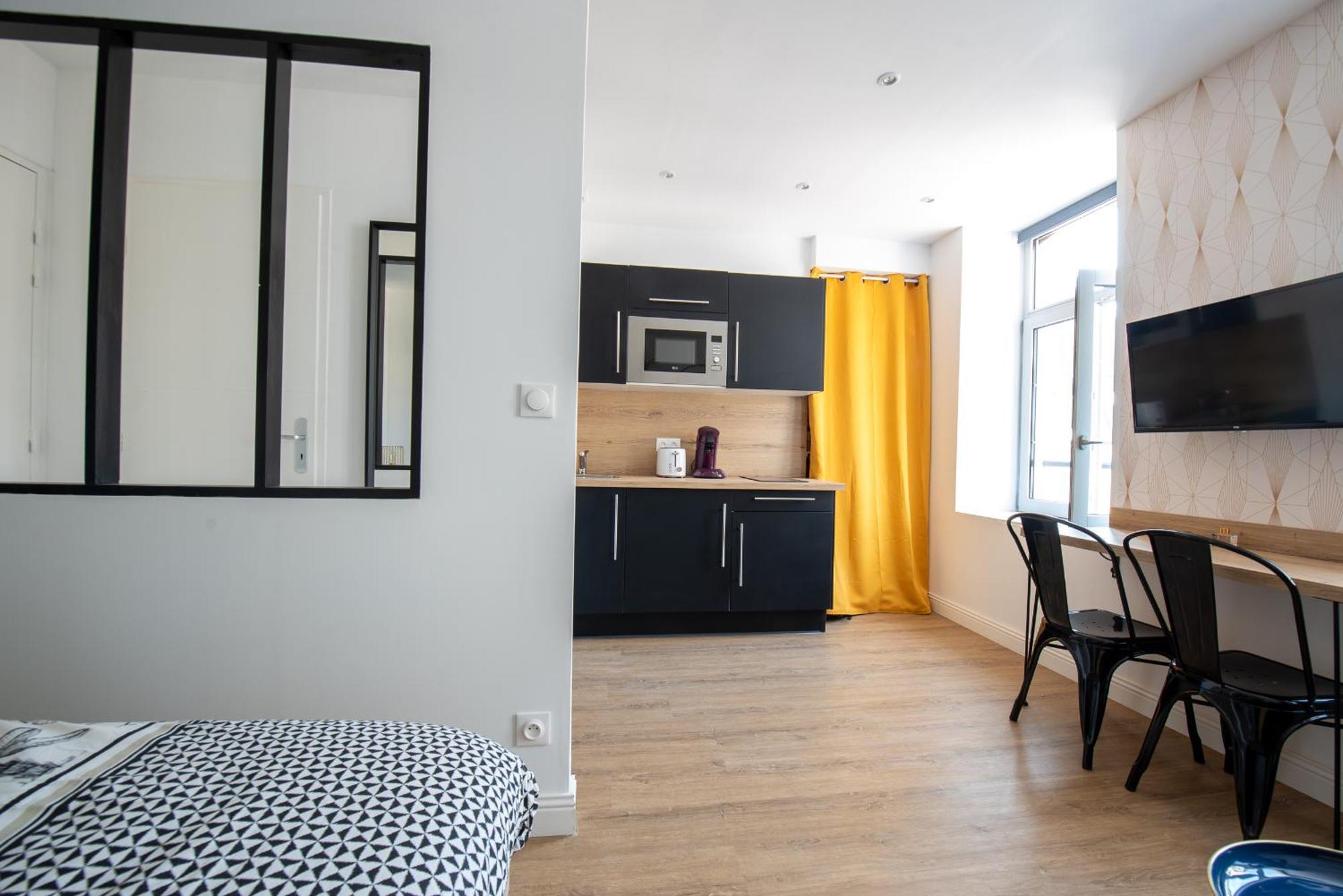 Au Nouveau Boulonnais - 4 Appartements Charmants Pour Couples, Familles Et Groupe D'Amis, Vieille Ville Et Centre Ville De Boulogne Sur Mer Exterior photo