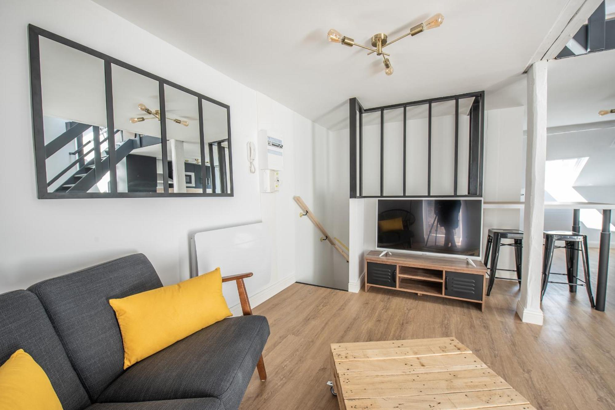 Au Nouveau Boulonnais - 4 Appartements Charmants Pour Couples, Familles Et Groupe D'Amis, Vieille Ville Et Centre Ville De Boulogne Sur Mer Exterior photo