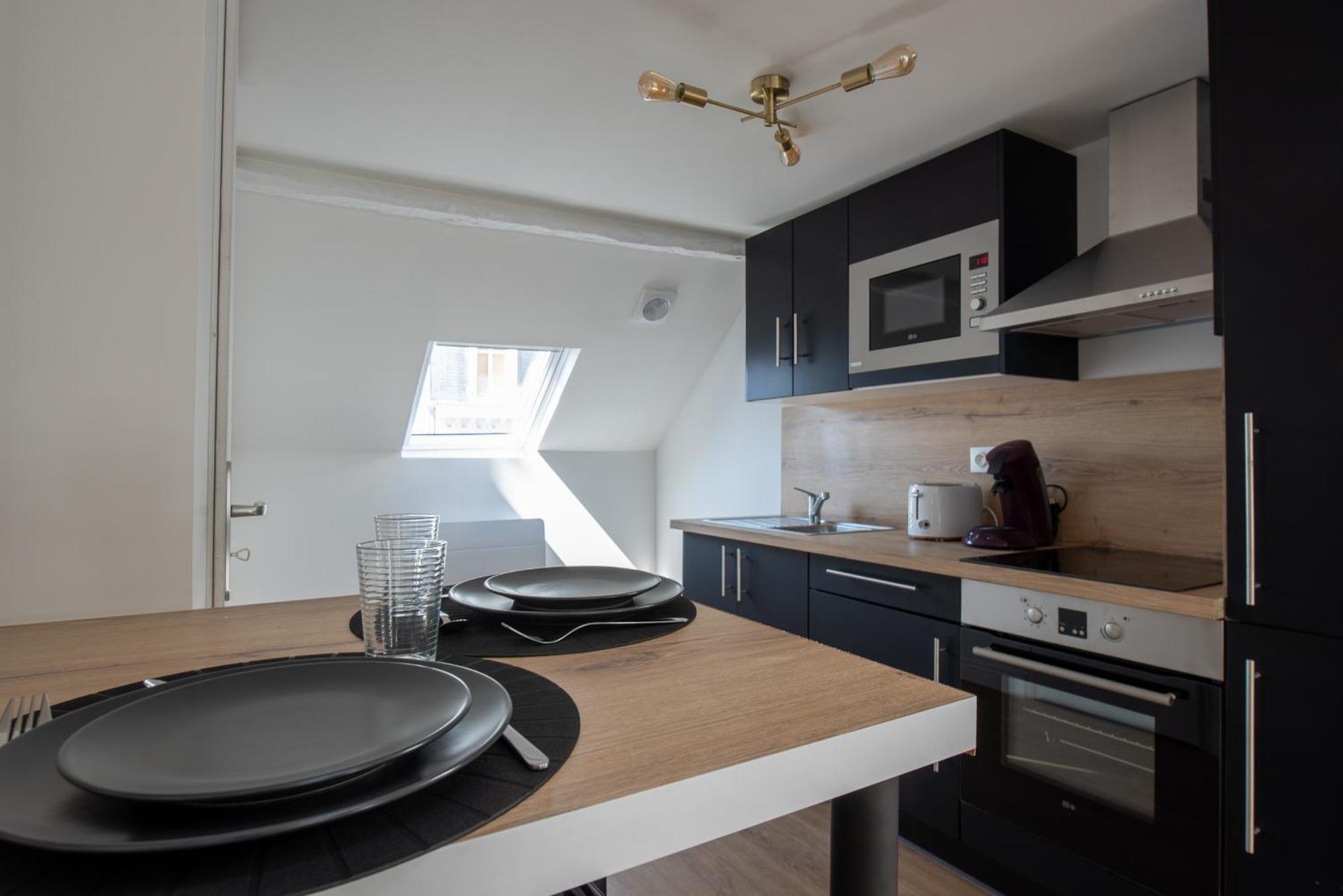 Au Nouveau Boulonnais - 4 Appartements Charmants Pour Couples, Familles Et Groupe D'Amis, Vieille Ville Et Centre Ville De Boulogne Sur Mer Exterior photo